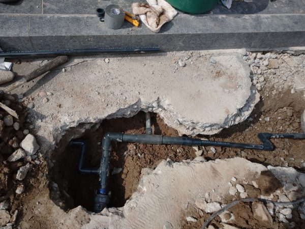 高松市内で井戸水配管の漏水調査