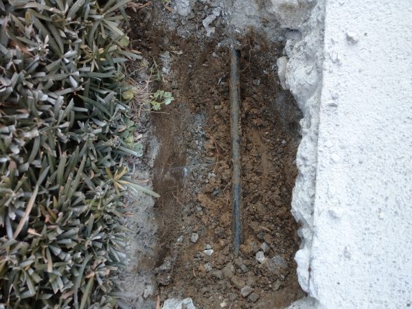 善通寺市内で漏水箇所をコンクリート下でピンポイント特定